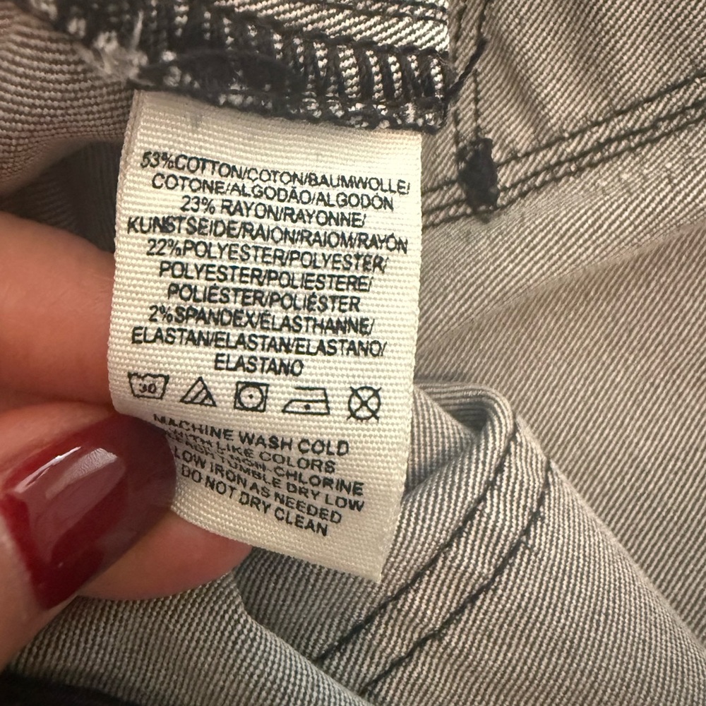 🖤Free People Charcoal Gray Flared Jeans with Elastic Waist - Size 27 - Picture 10 of 10